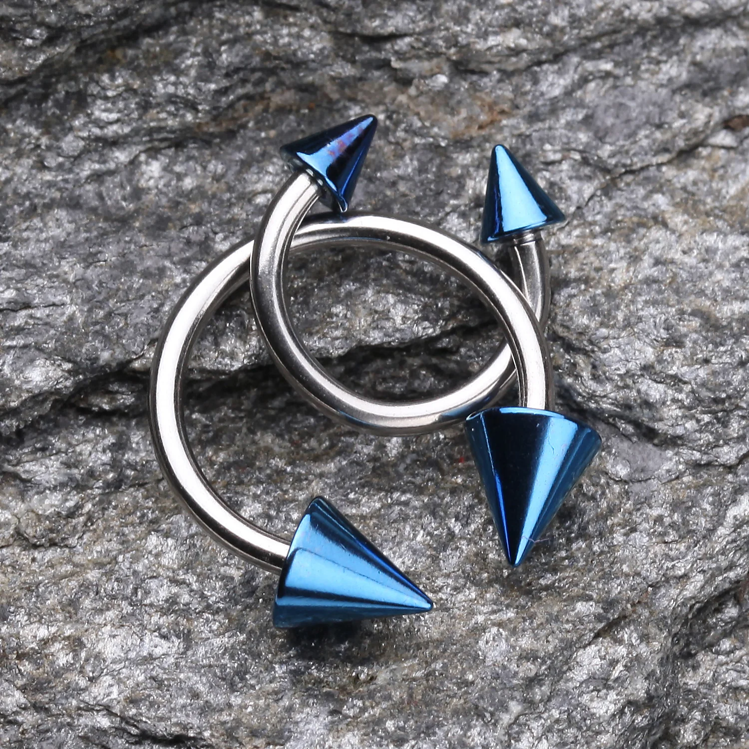 Colorline PVD Spike Ends Steel Horseshoe Circular Barbell - Image 2