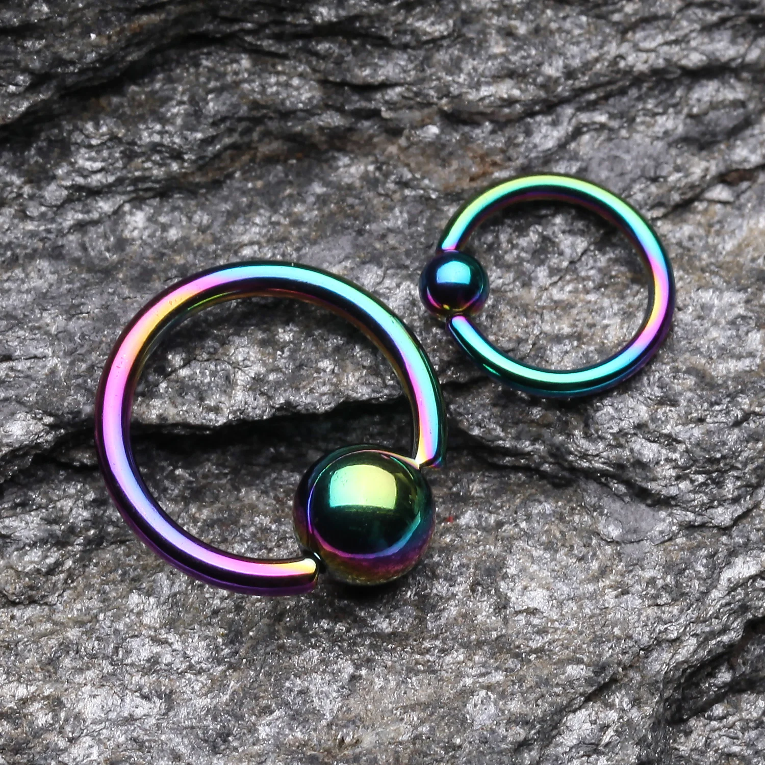 Colorline PVD Steel Captive Bead Ring - Image 2