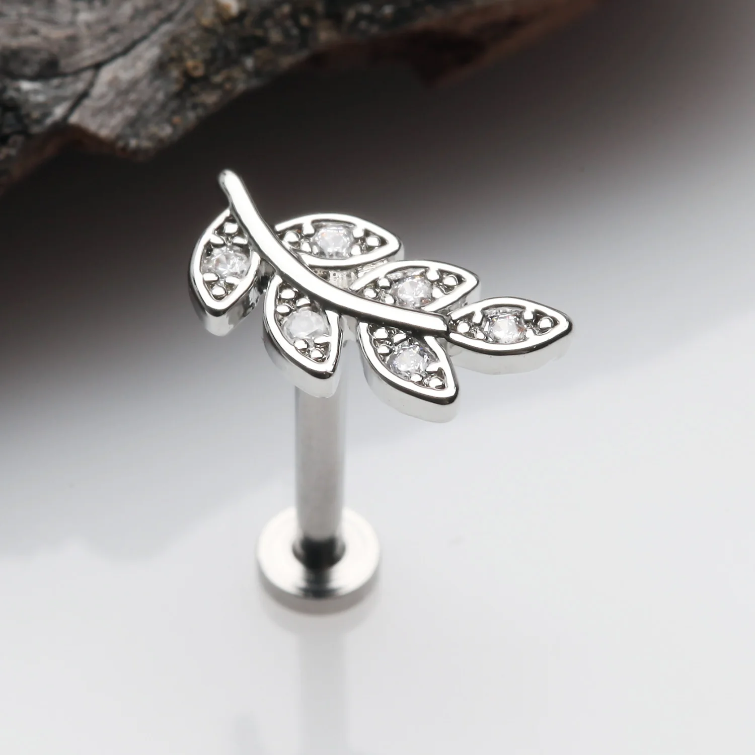 Dainty Leaflet Sparkle Interally Threaded Labret - Image 2