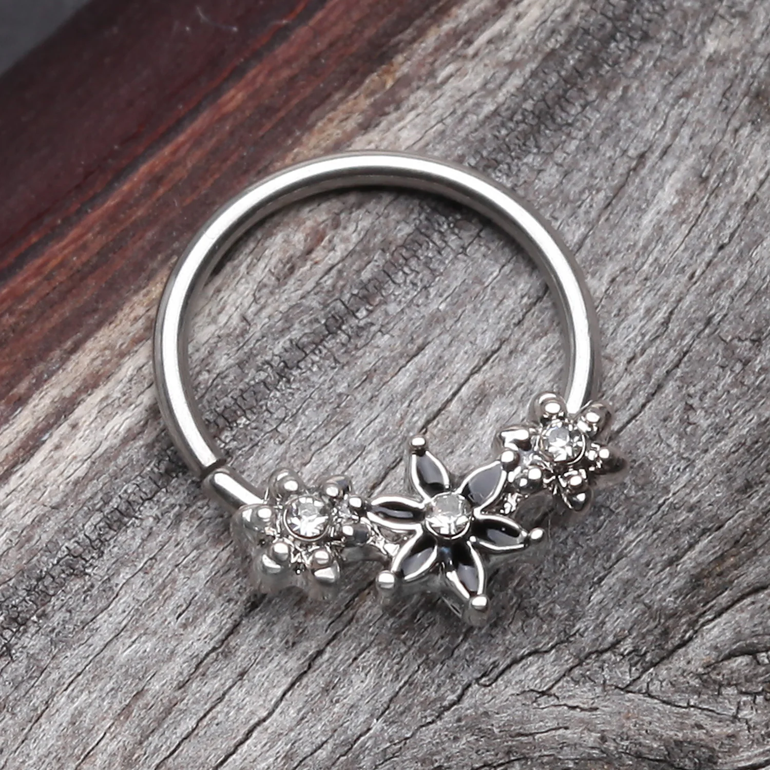 Elegant Onyx Lily Flower Sparkle Bendable Twist Hoop Ring - Image 2