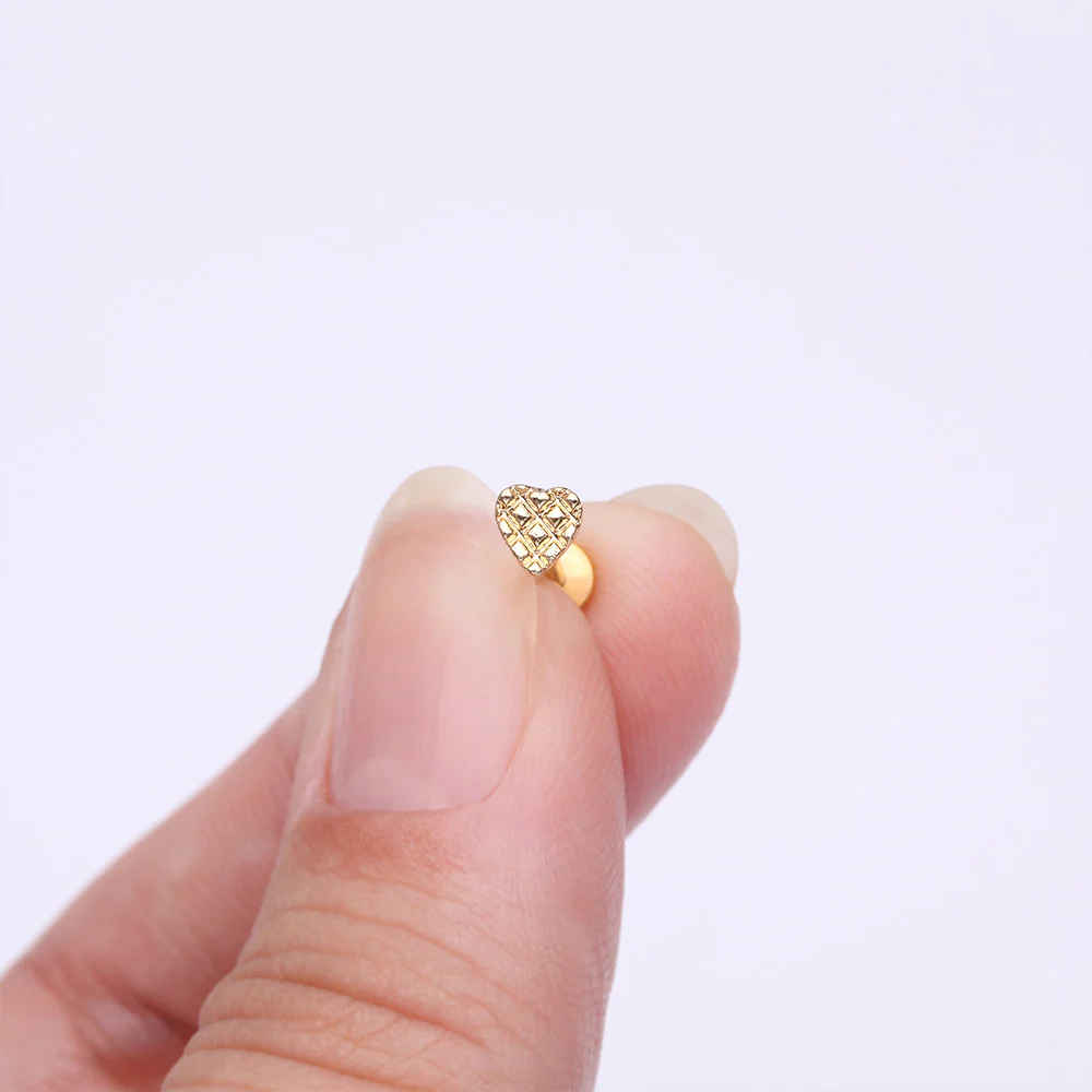 Golden Adorable Heart Embossed Top Internally Threaded Steel Flat Back Stud Labret - Image 3