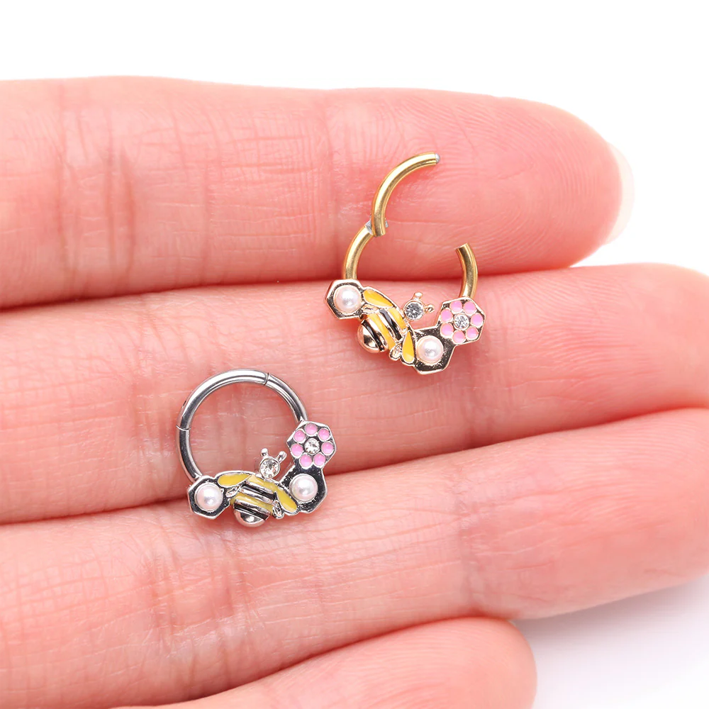 Golden Bumble Bee Pearlescent Honeycomb Flower Clicker Hoop Ring - Image 4
