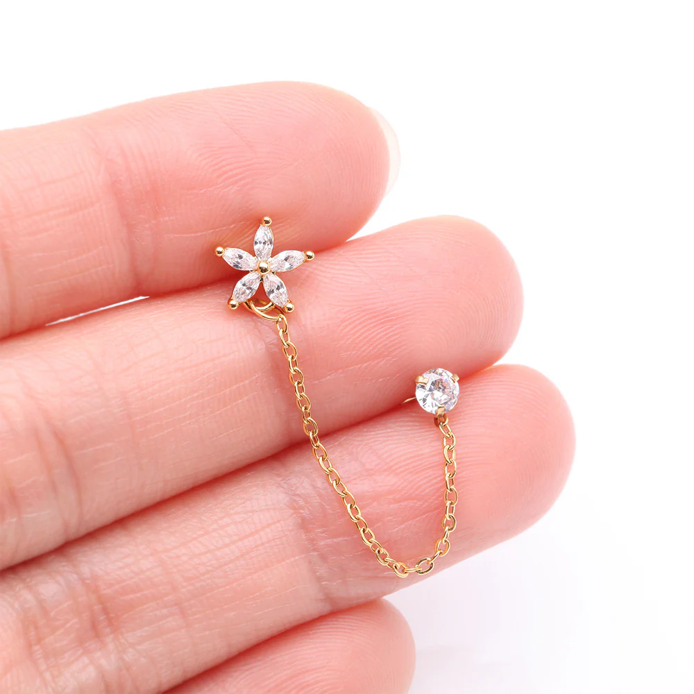 Golden Chainlink Grand Flower Gem Sparkle Cartilage Barbell Stud - Image 3