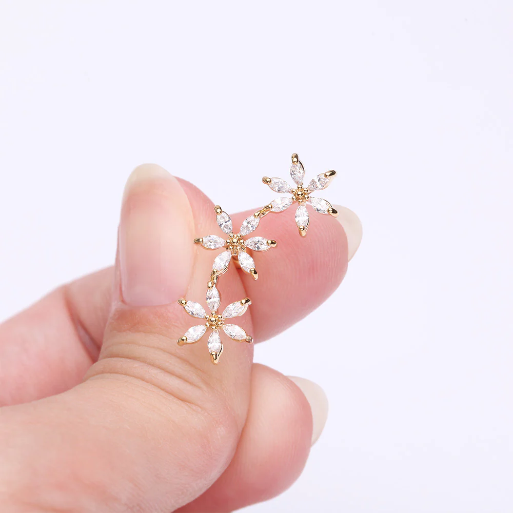 Golden Grand Sparkle Triple Flowers Steel Cartilage Tragus Barbell Stud - Image 3