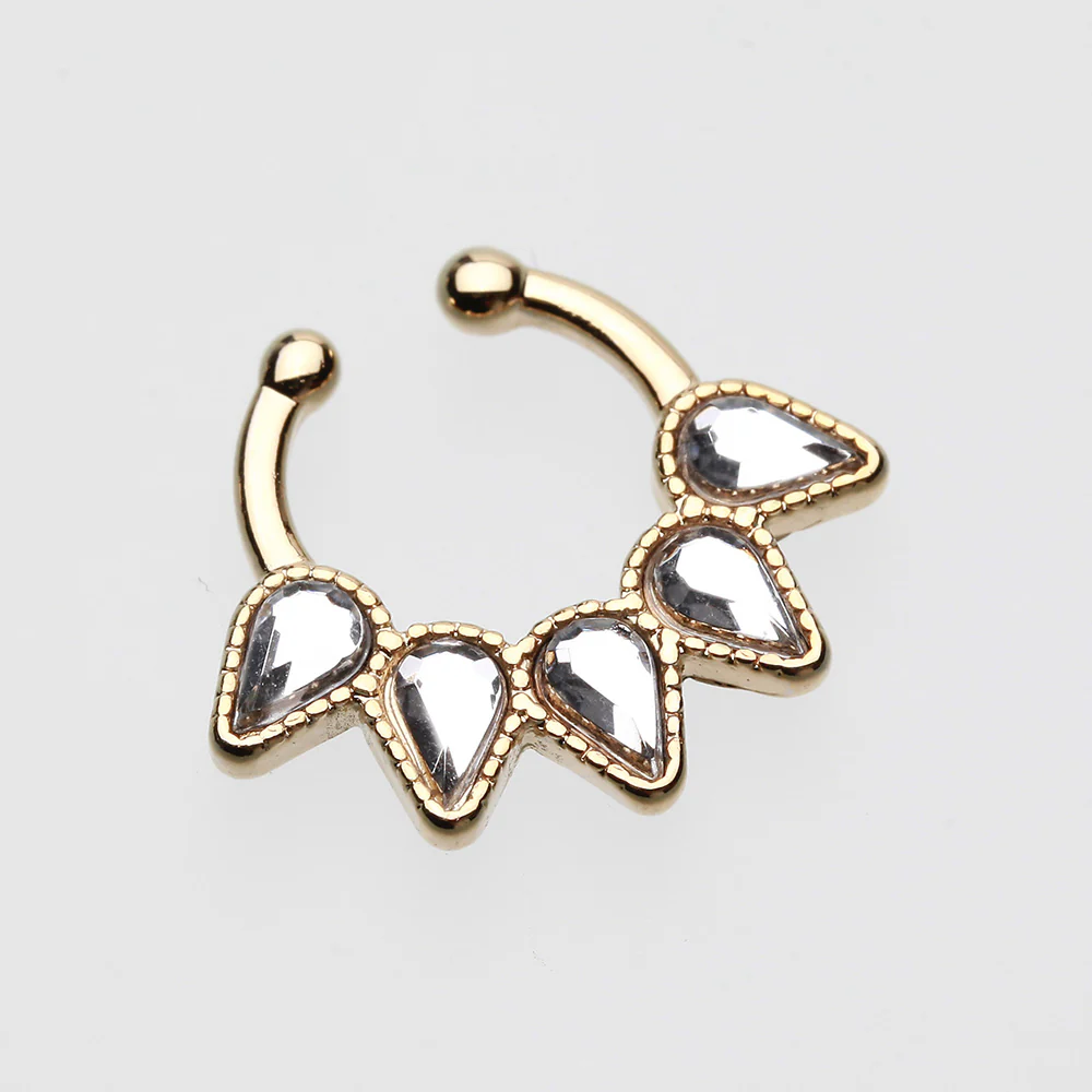 Golden Quinary Spear Fake Septum Clip-On Ring - Image 3