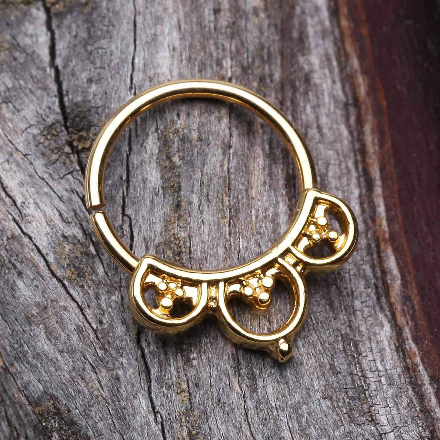 Golden Royal Goddess Bendable Twist Hoop Ring - Image 2