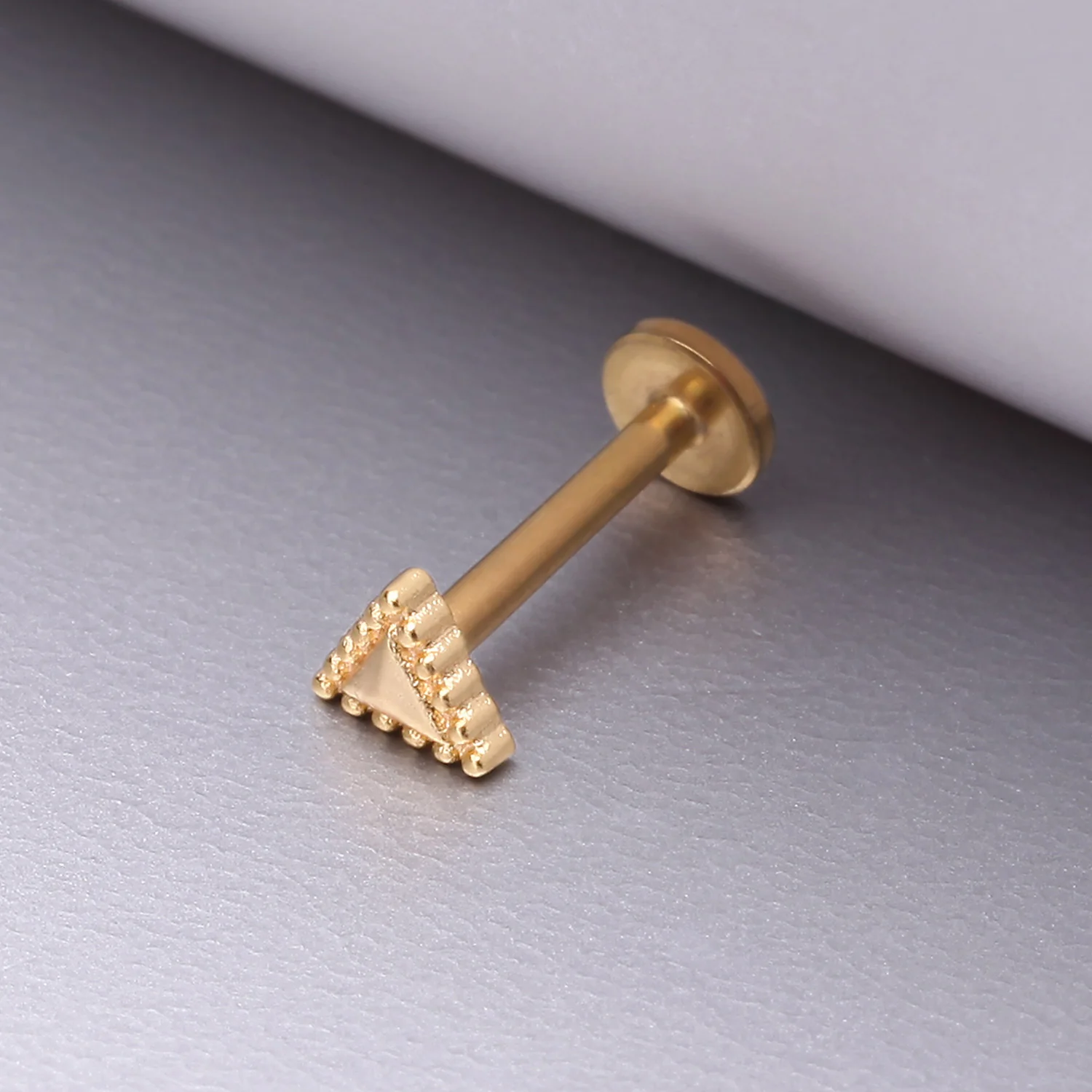 Golden Triangle Beveled Beaded Edge Top Internally Threaded Steel Flat Back Stud Labret - Image 2