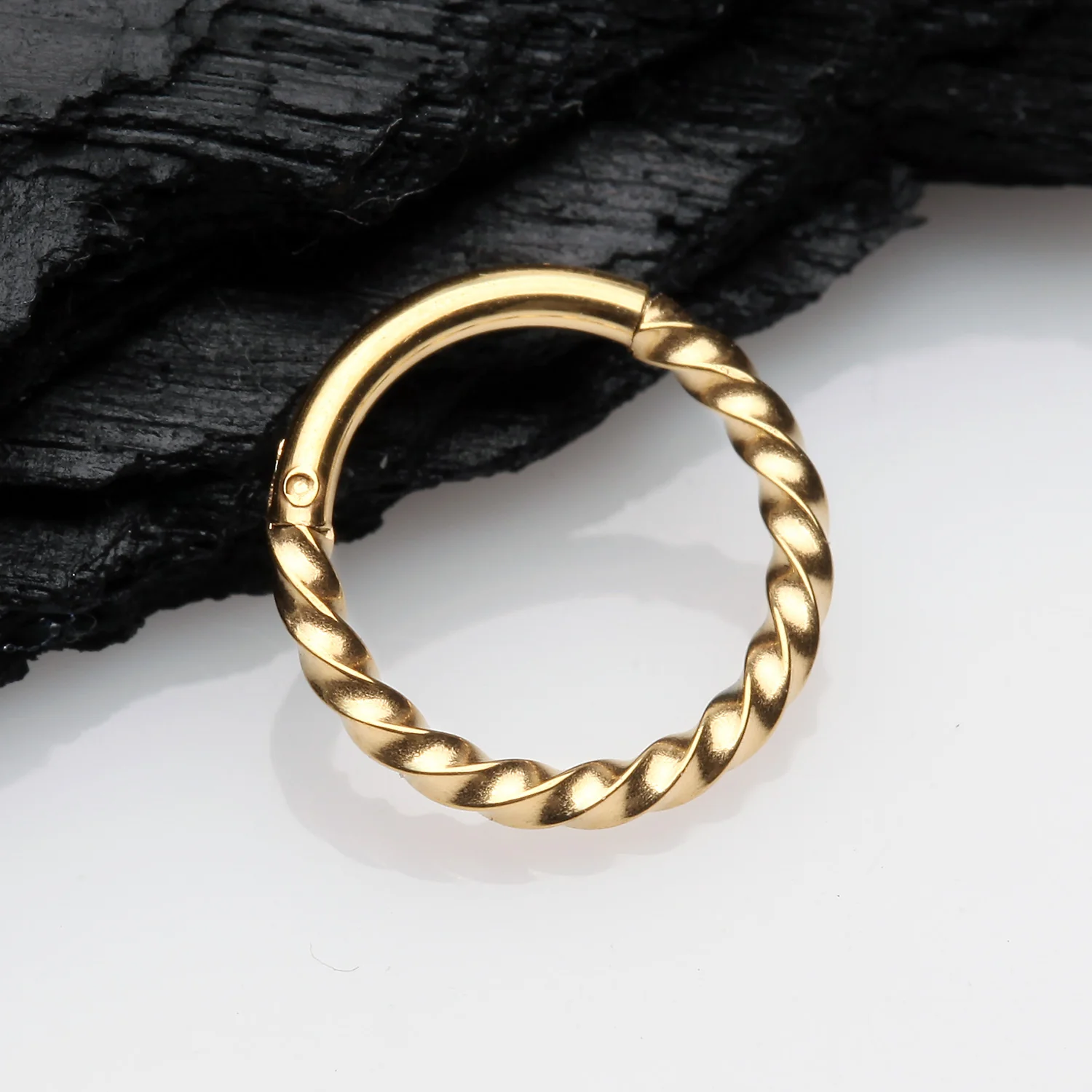 Golden Twisted Metal Seamless Clicker Hoop Ring - Image 2