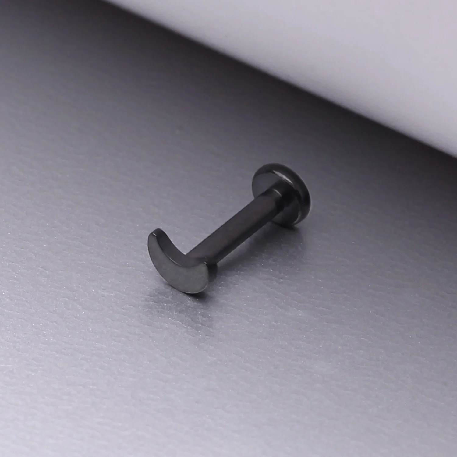 Implant Grade Titanium Blackline Crescent Moon Top Internally Threaded Flat Back Stud Labret - Image 2