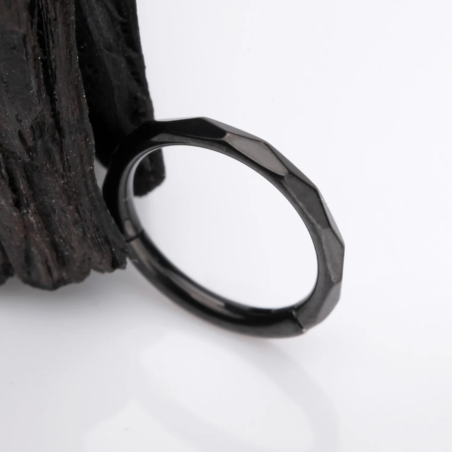 Implant Grade Titanium Blackline Diamond Cut Faceted Seamless Clicker Hoop Ring - Image 2