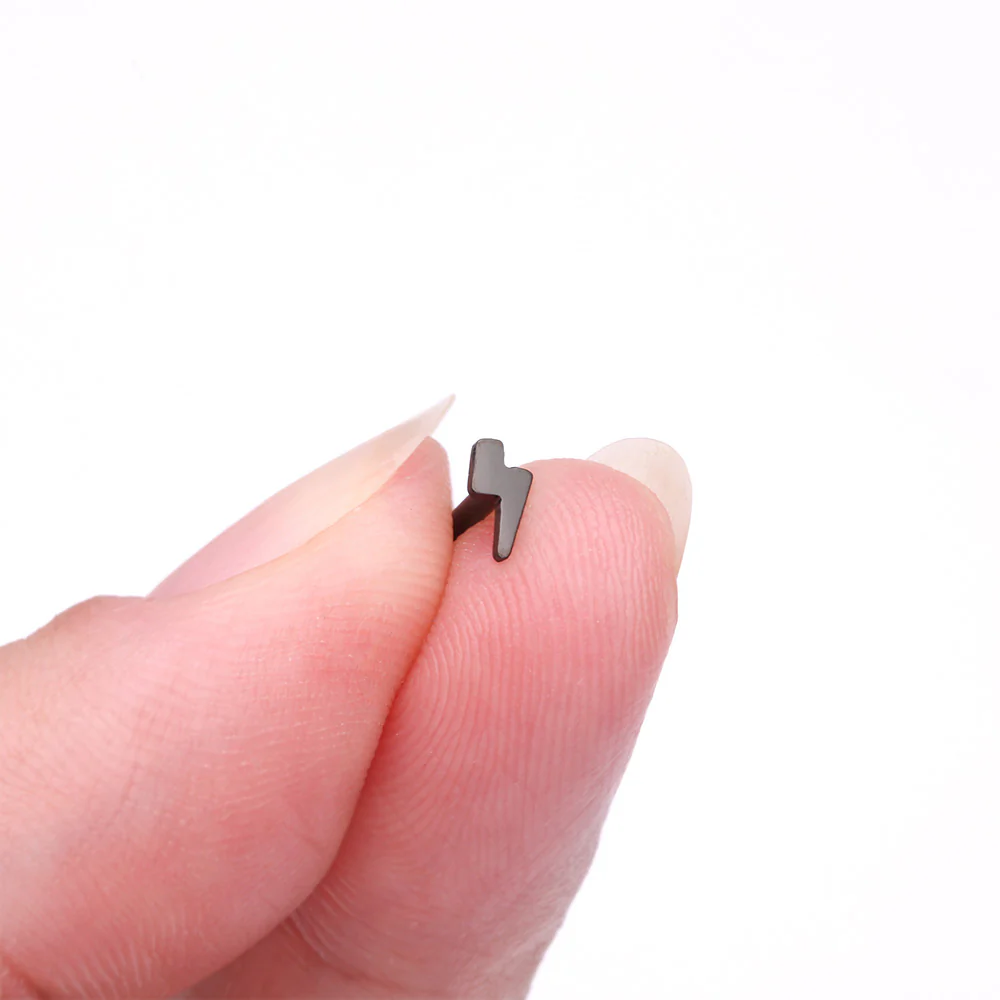 Implant Grade Titanium Blackline Lightning Bolt Top Internally Threaded Flat Back Stud Labret - Image 3