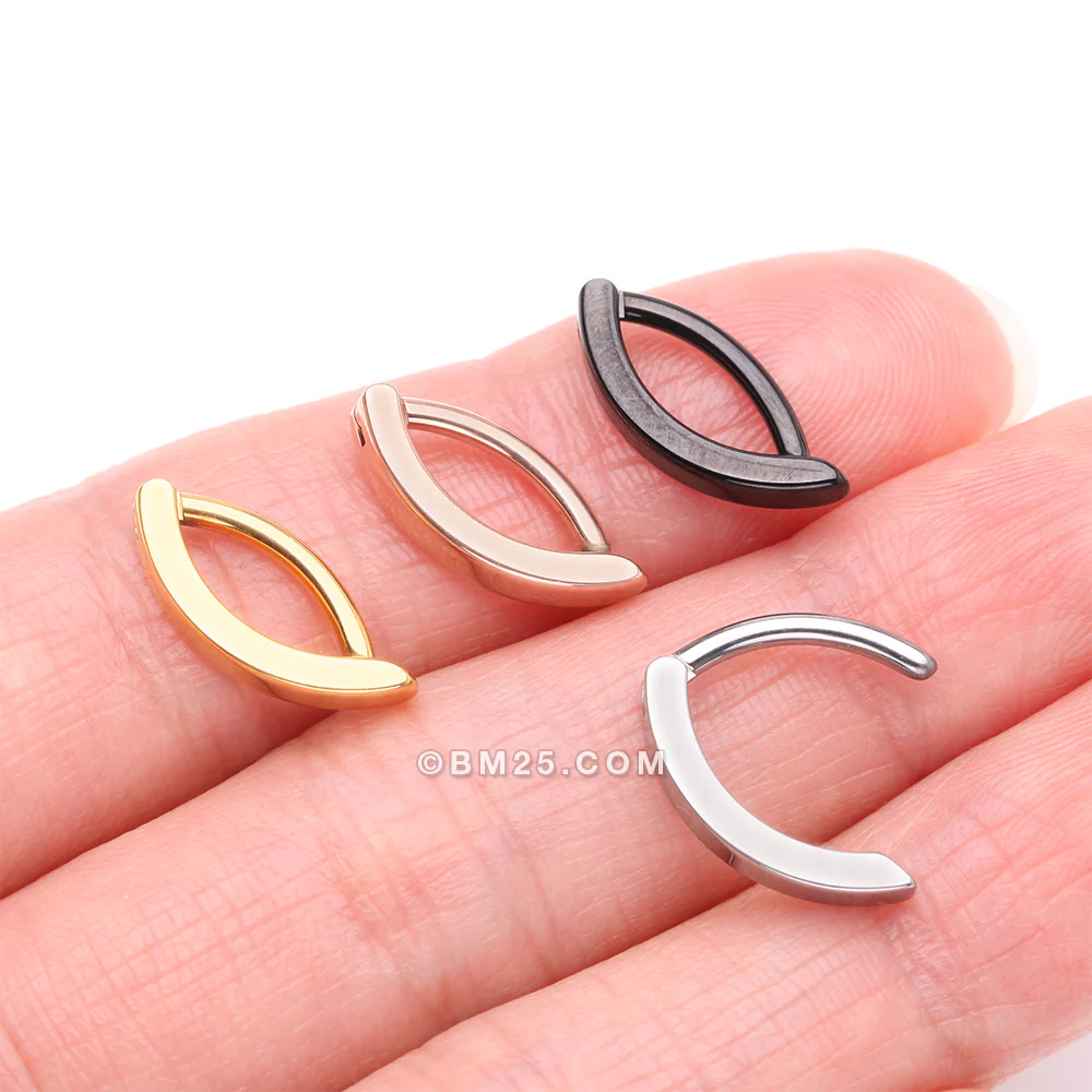 Implant Grade Titanium Blackline Minimalist Curved Bar Belly Clicker - Image 4