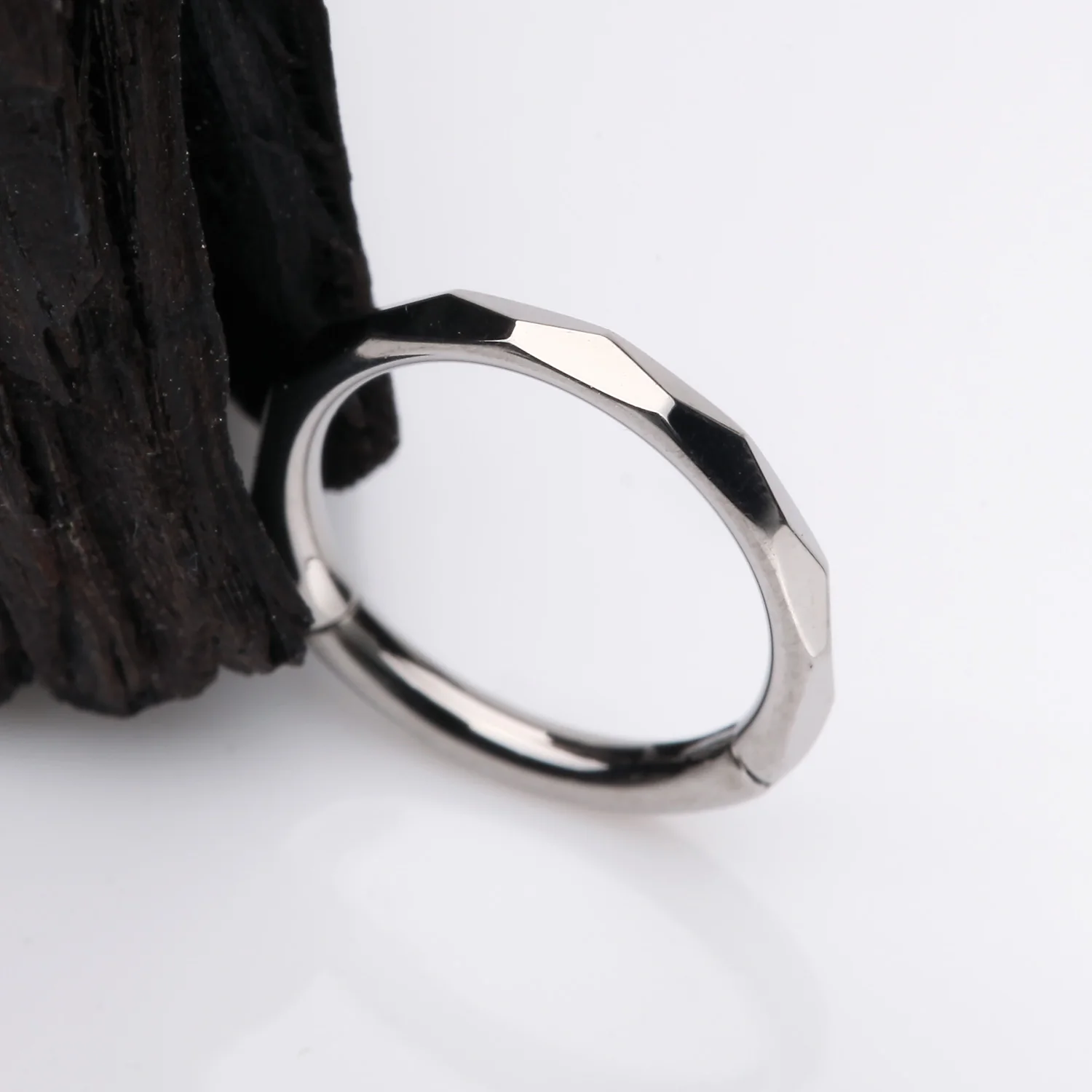 Implant Grade Titanium Diamond Cut Faceted Seamless Clicker Hoop Ring - Image 2