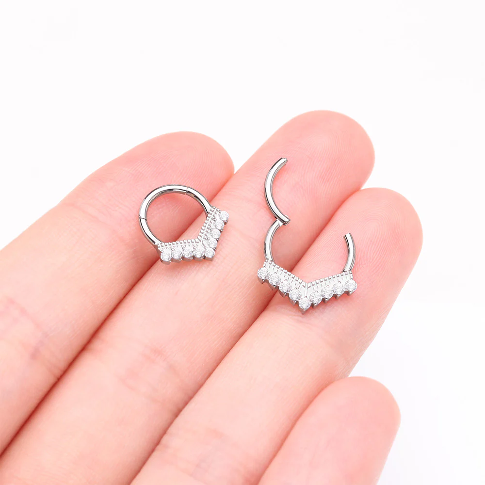 Implant Grade Titanium Majestic Chevron Sparkle Clicker Hoop Ring - Image 4