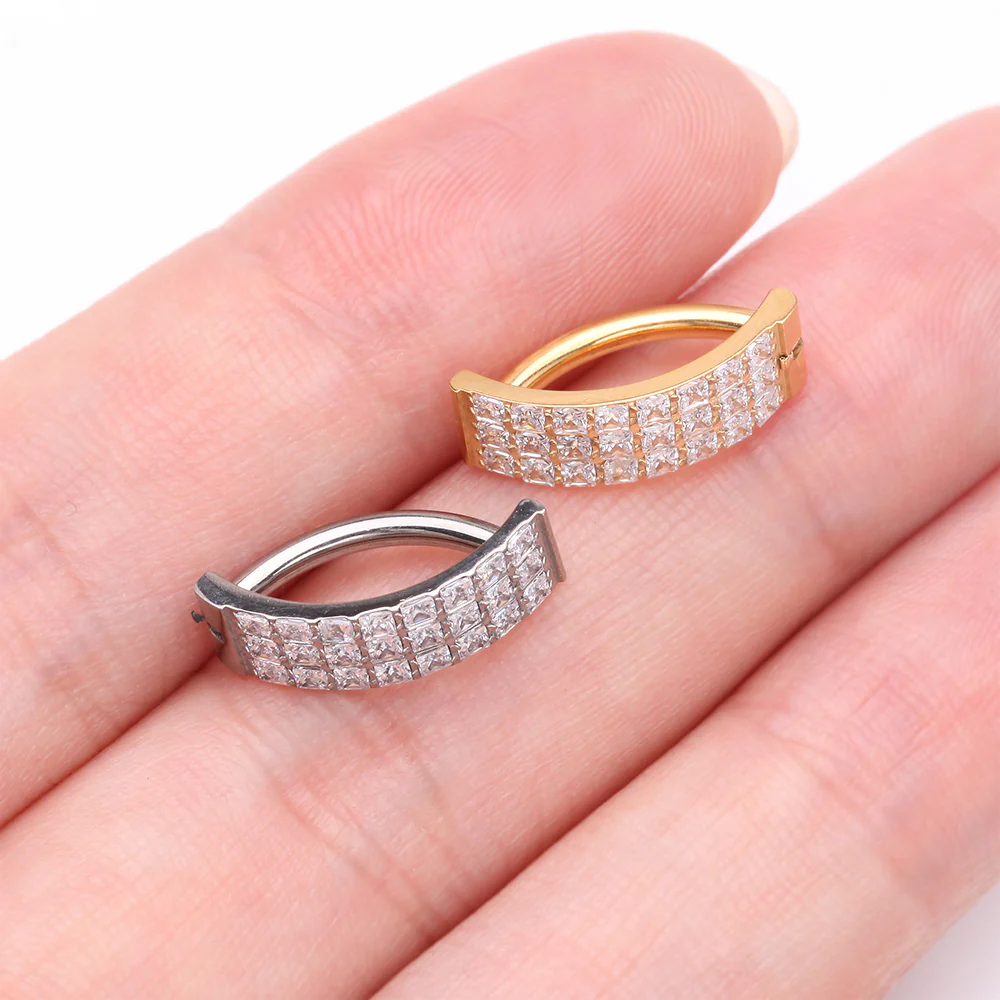 Implant Grade Titanium Square Triple Gem Lined Curved Bar Belly Clicker - Image 4