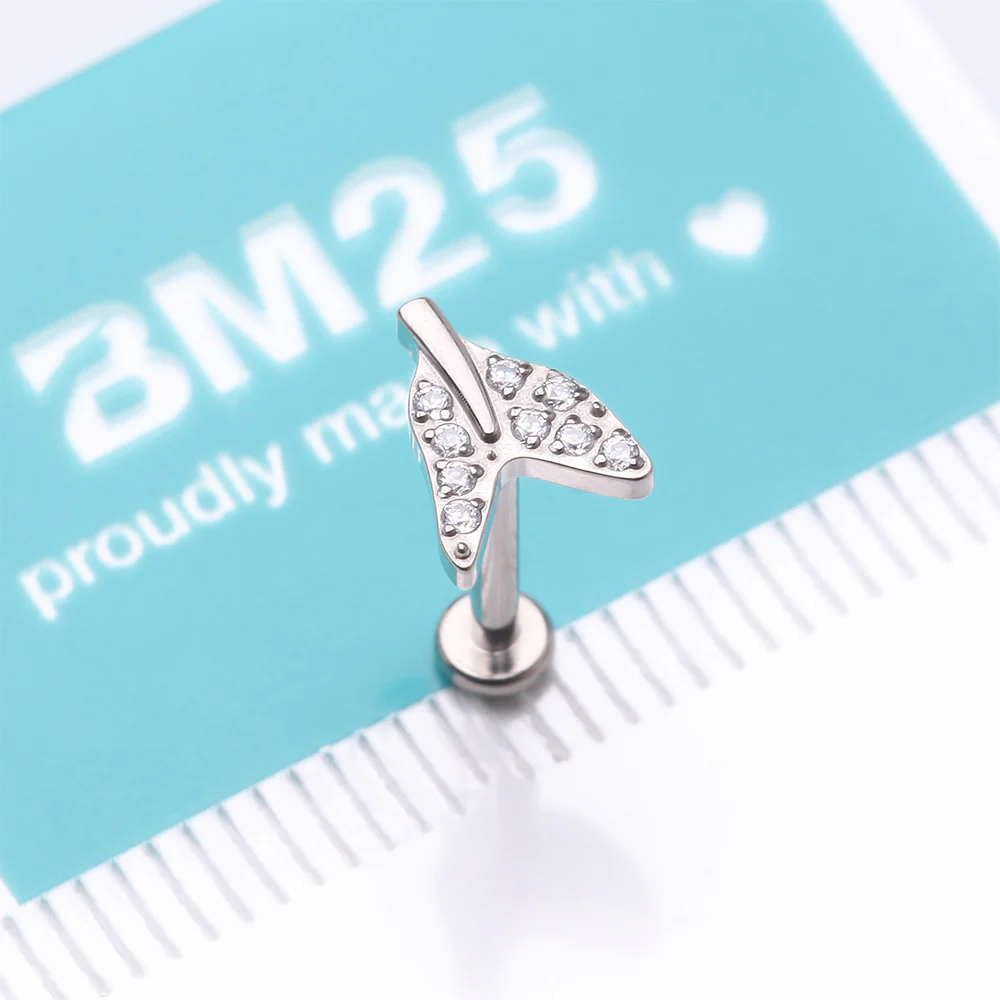 Implant Grade Titanium Vintage Tail Sparkle Internally Threaded Labret - Image 5