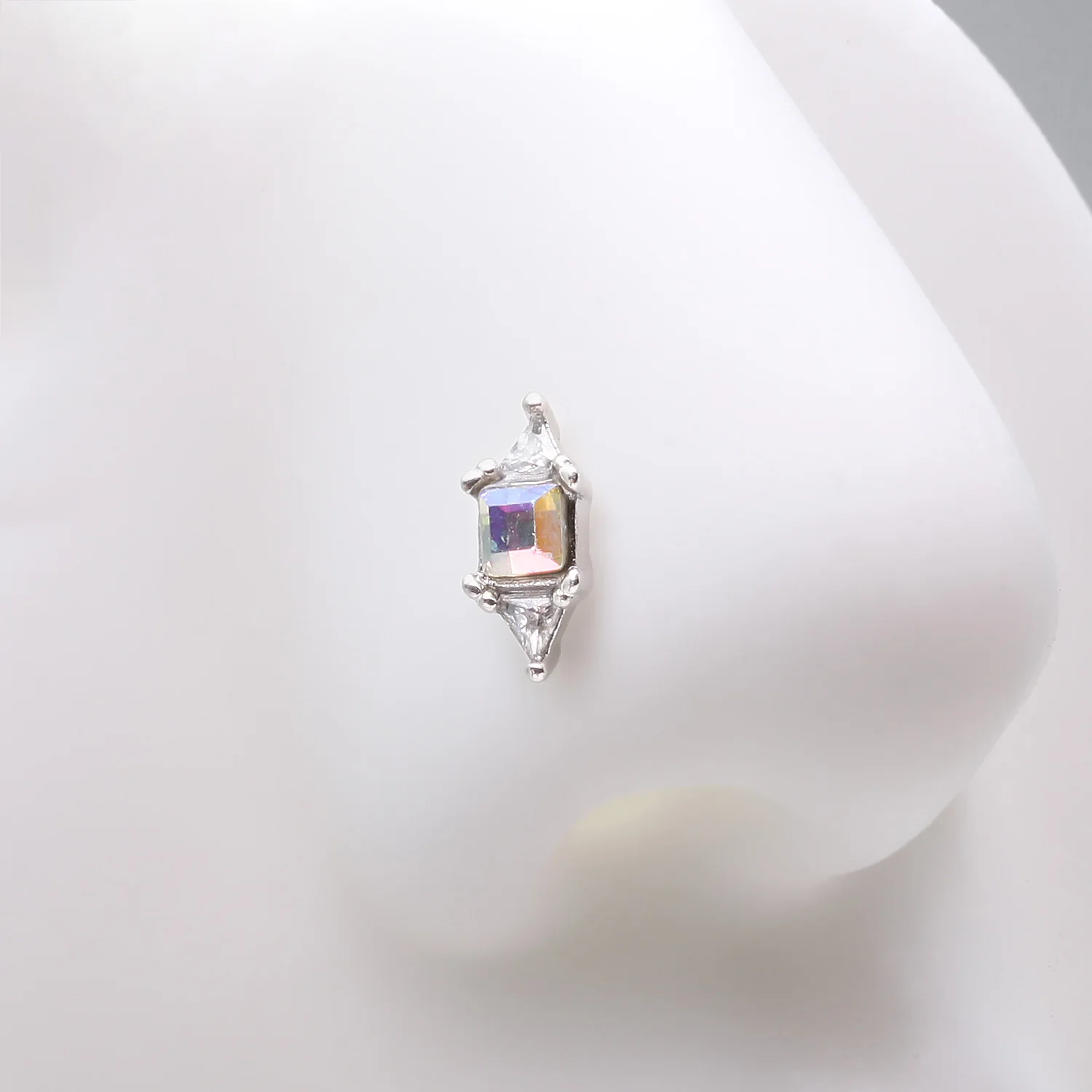 Iridescent Geometric Sparkle Gems L-Shaped Nose Ring - Image 2