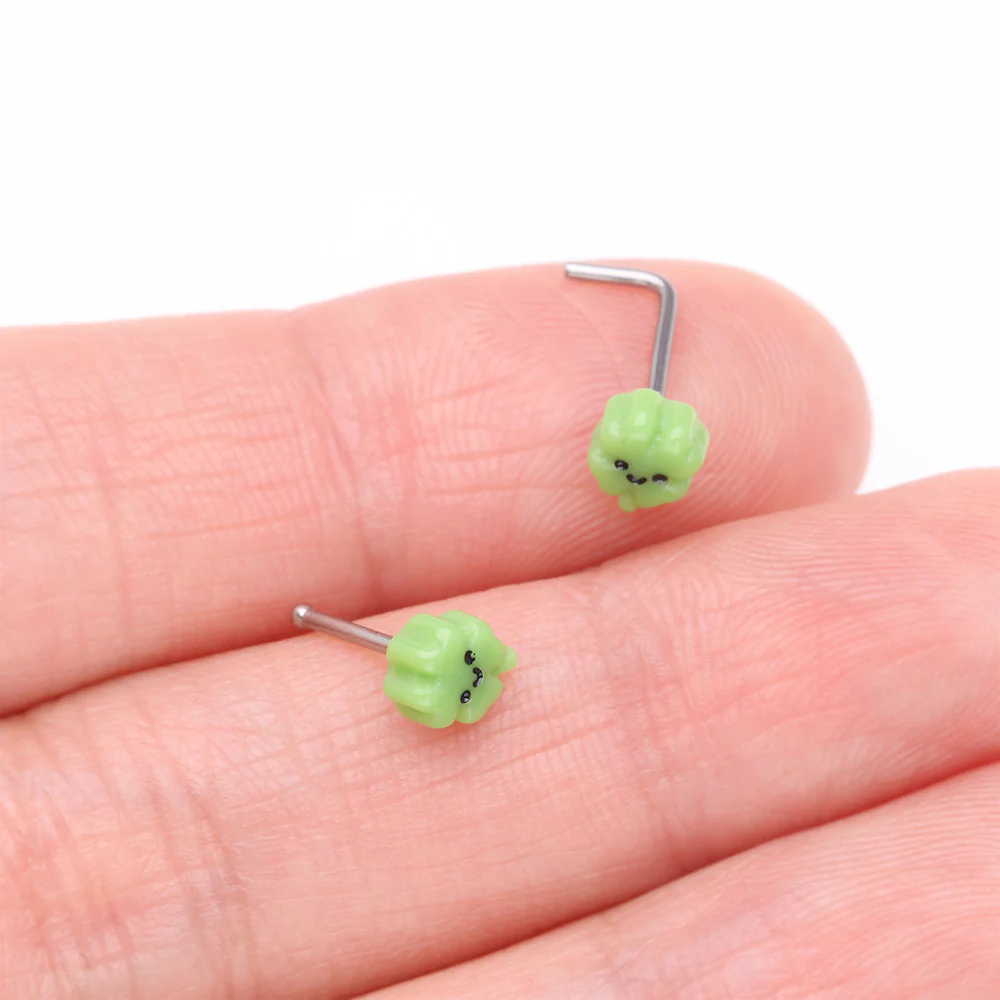Kawaii Pop Lucky Shamrock Clover L-Shaped Nose Ring - Image 4