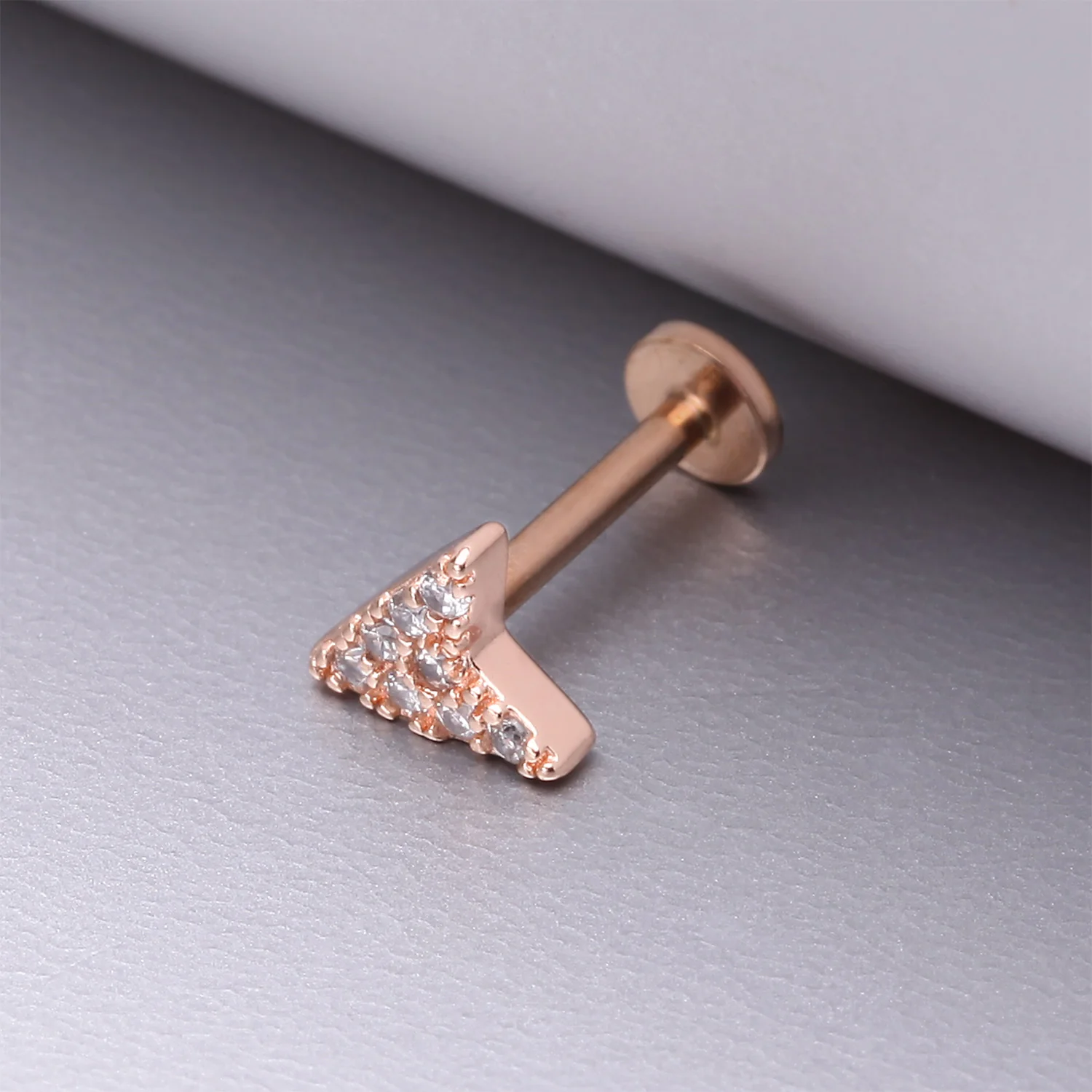 Rose Gold Chevron Arrow Sparkle Top Internally Threaded Steel Flat Back Stud Labret - Image 2