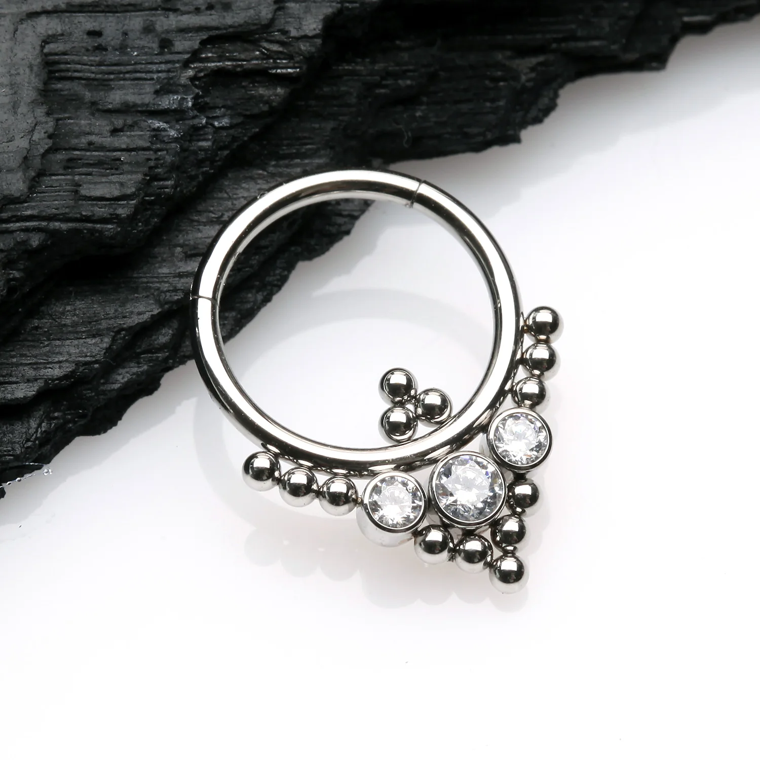 Royal Majestic Sparkle Beads Seamless Clicker Hoop Ring - Image 2