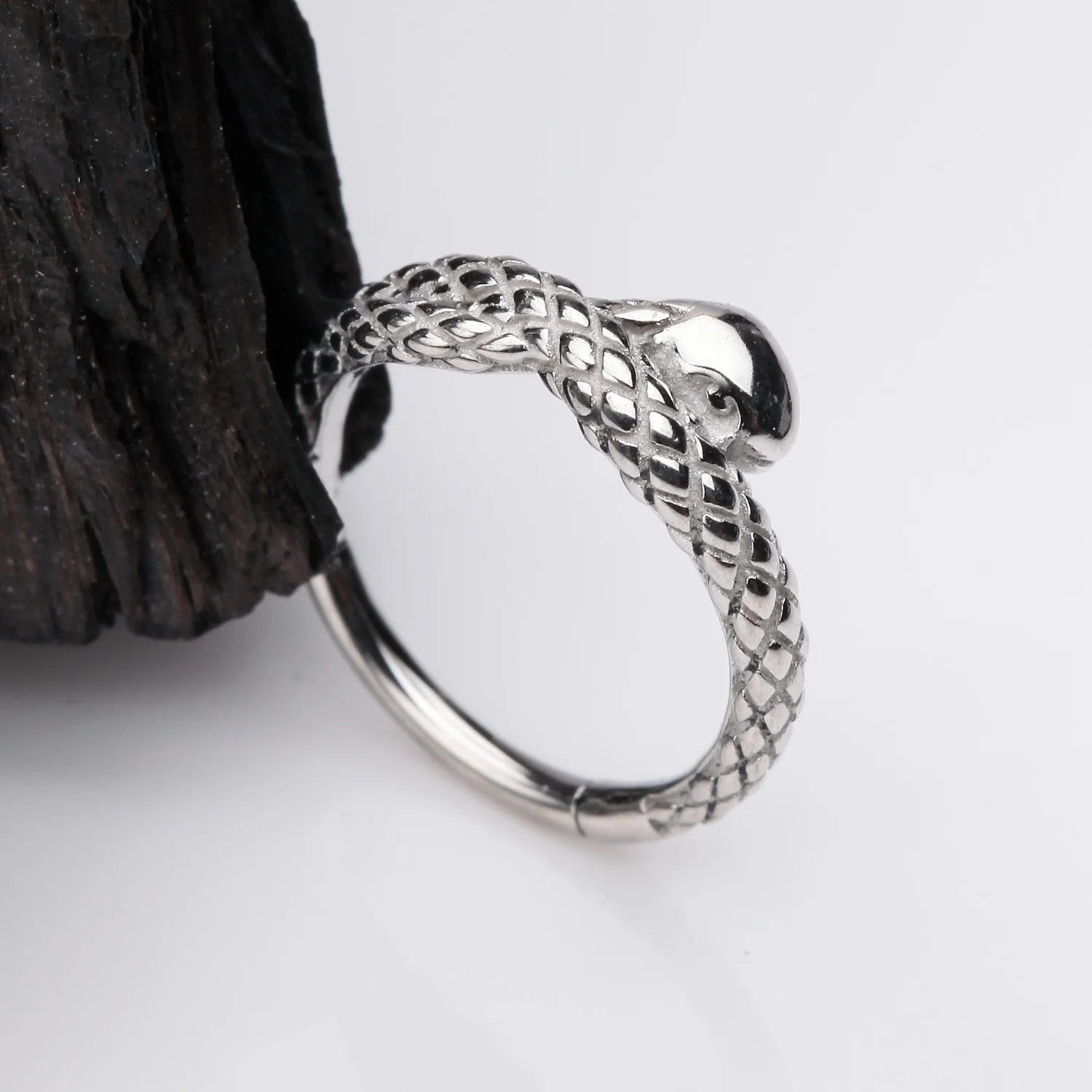Slithering Snake Steel Seamless Clicker Hoop Ring - Image 2