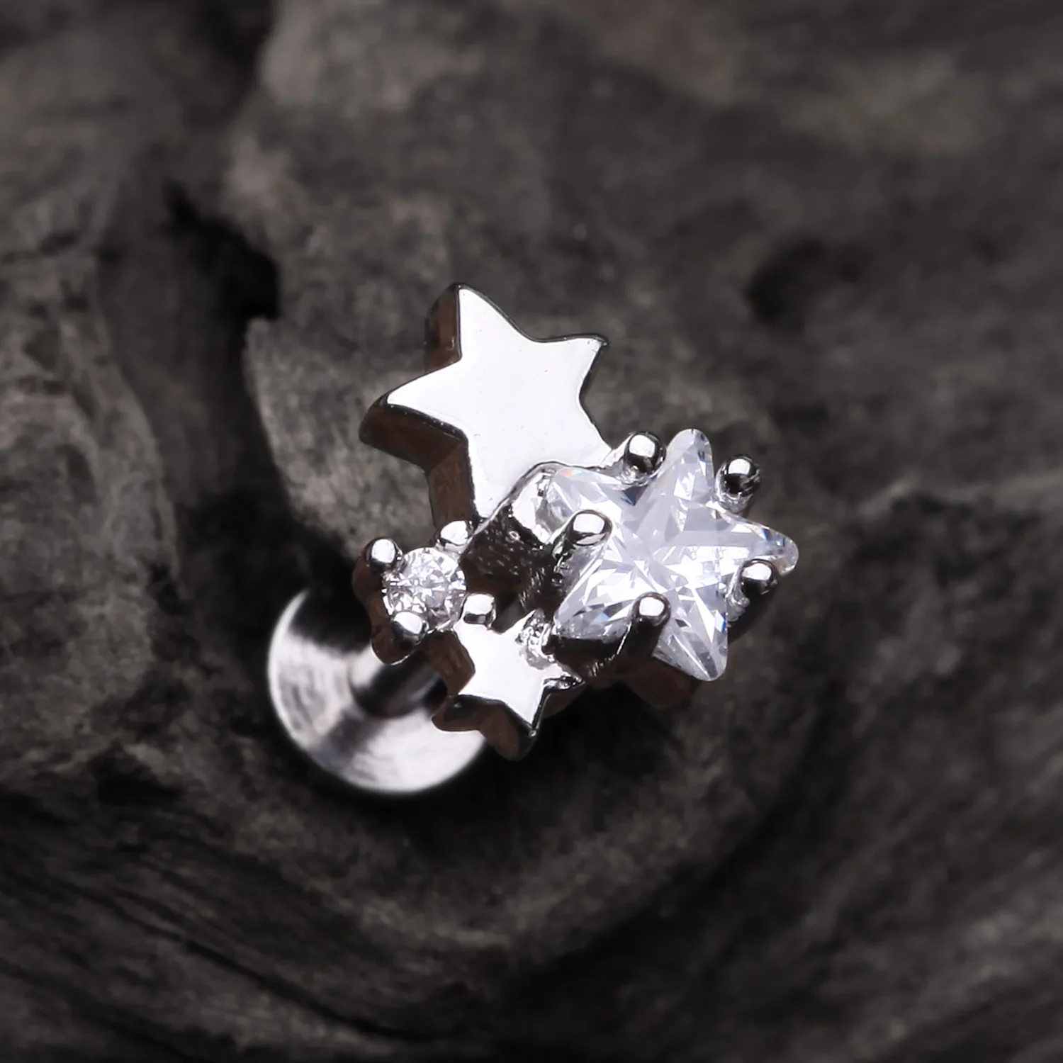 Sparkle Stars Top Internally Threaded Steel Labret - Image 2
